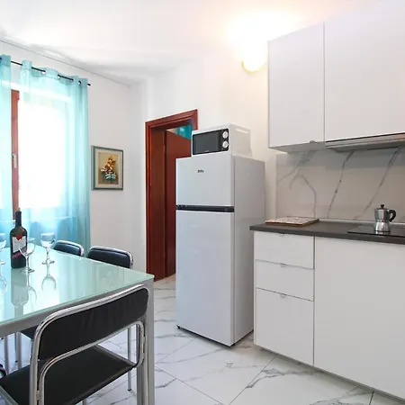 Surida 1303 * Pula